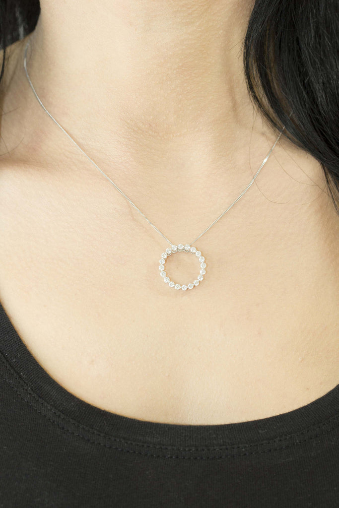 Diamond Circle Shaped 18K White Gold Pendant