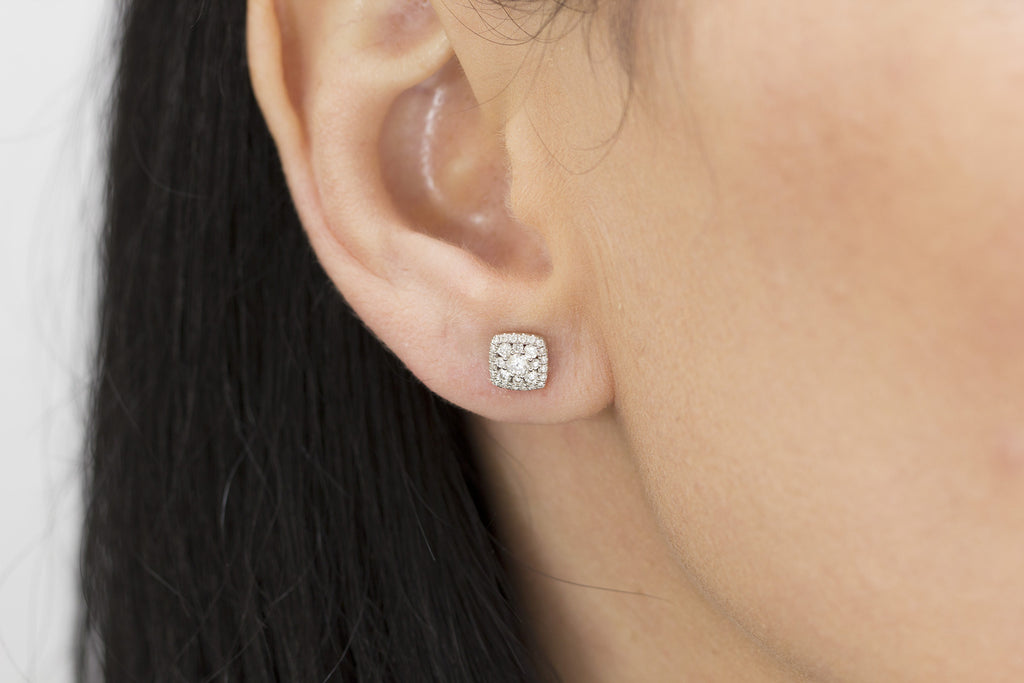 Diamond Illusion Set 18K White Gold Stud Earrings