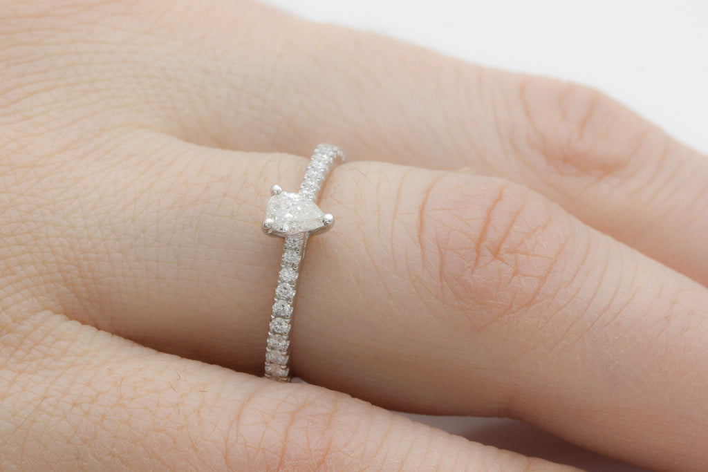 Pear Cut Diamond 18K White Gold Engagement Ring