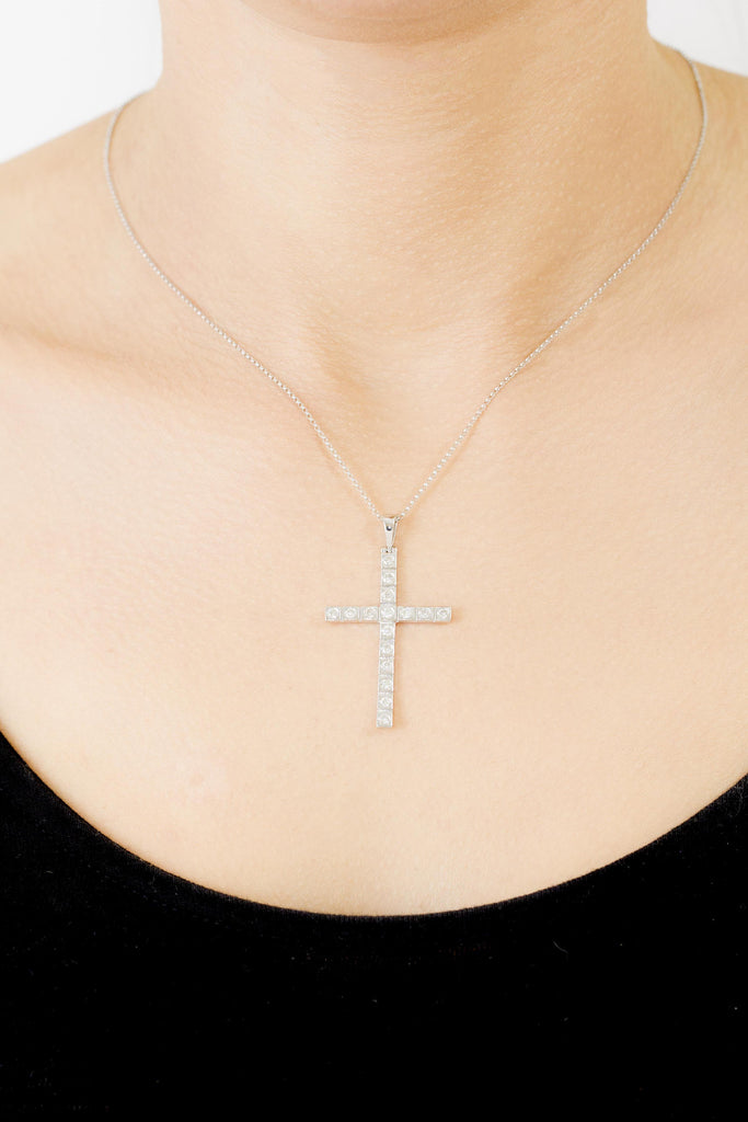 Diamond Cross 18K White Gold Pendant