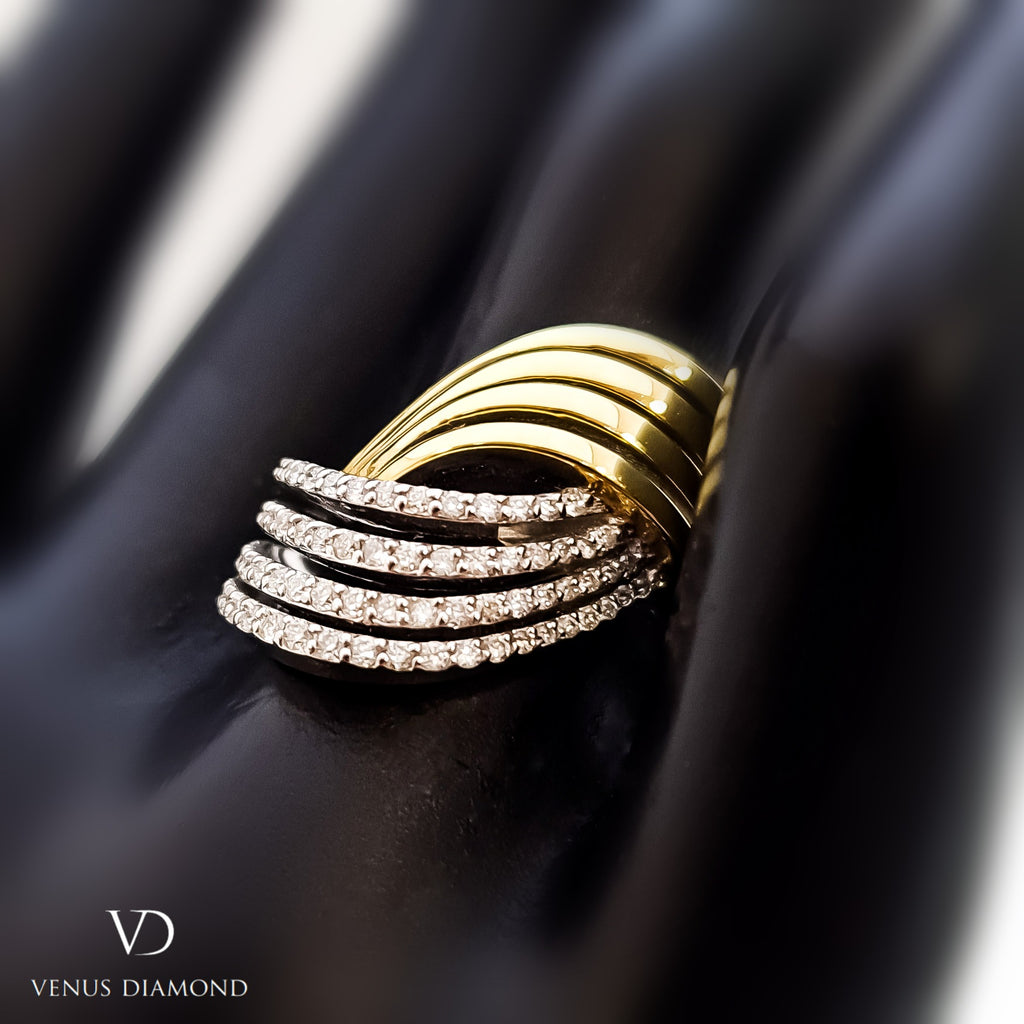 18k White and Yellow Gold Diamond Ring