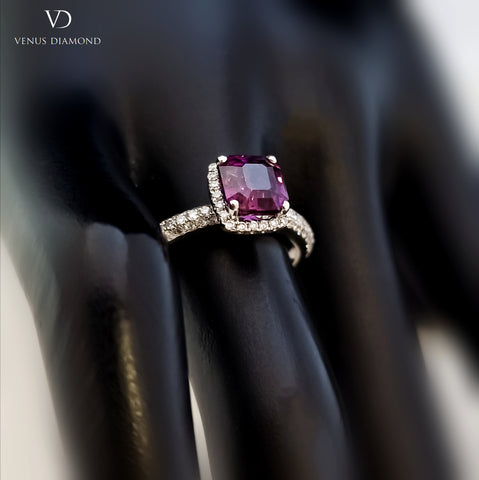 18k White Gold Diamond and Purple Sapphire Ring