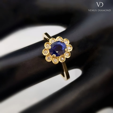 18k Yellow Gold Diamond and Sapphire Ring