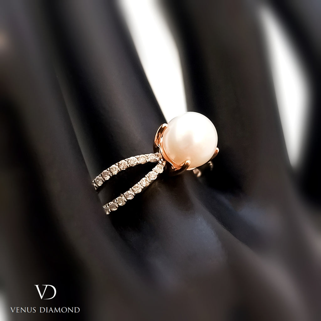 18k Rose Gold Diamond and Pearl Ring