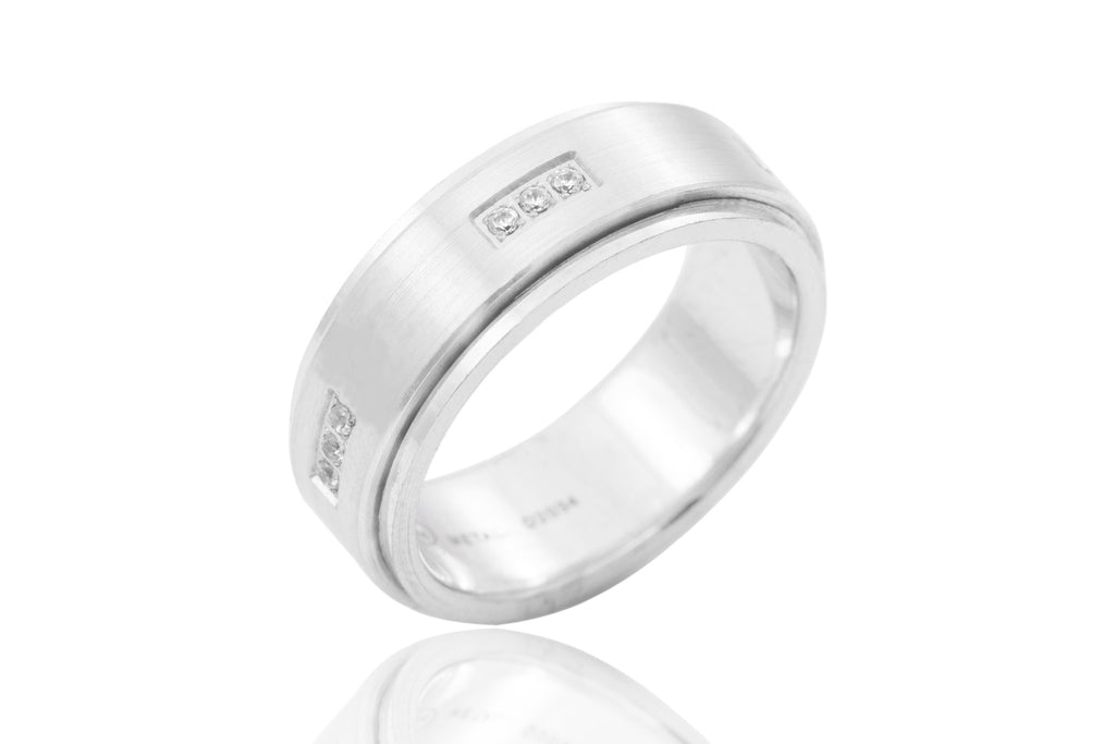 14K Polished Mat Centre with Shiny Edge Spinner Diamond 7mm Wedding Ring
