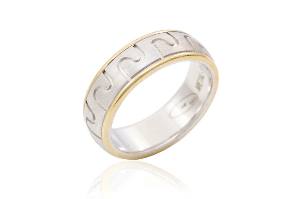 18K Bi-Colour Celtic Design 6mm Wedding Ring