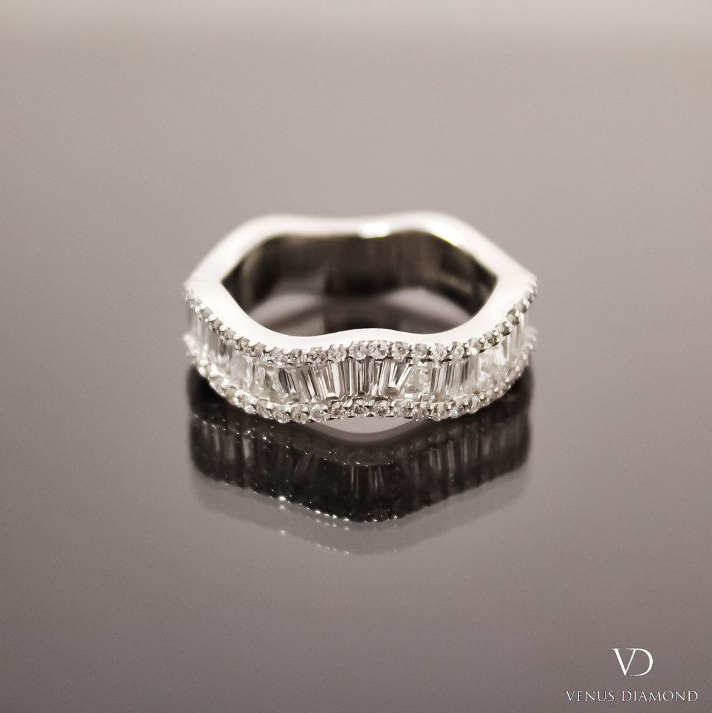 18k White Gold Wave Shaped Multi-Cut Diamond Ring