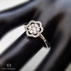 18k White Gold Flower Diamond Ring