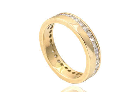 1.05 Carat Princess Cut Diamond 9K Yellow Gold Eternity Ring