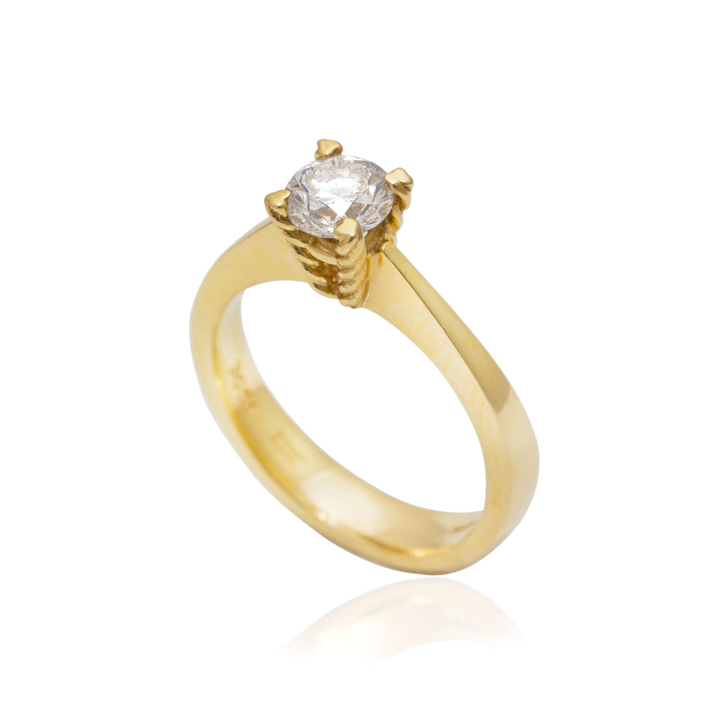 0.74 Carat Diamond Solitaire Engagement 18K Yellow Gold Ring