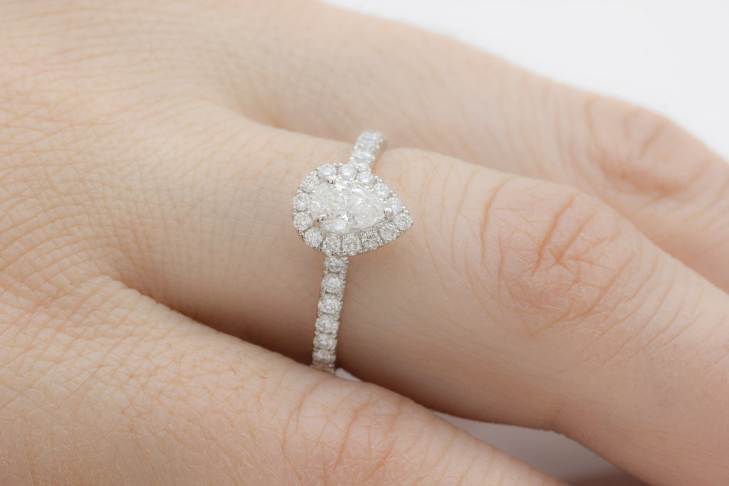 18k White Gold Pear Cut Diamond Halo Engagement Ring