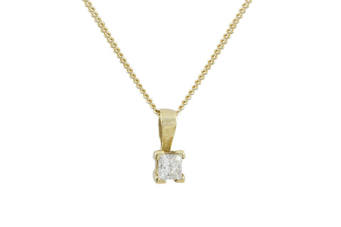 Diamond 18K Yellow Gold Pendant