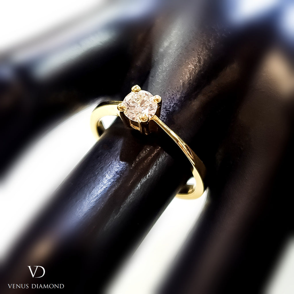 18k Yellow Gold Solitaire Diamond Ring