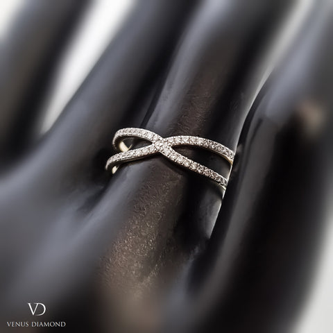 18k Yellow and White Gold Cross-Over Diamond Ring