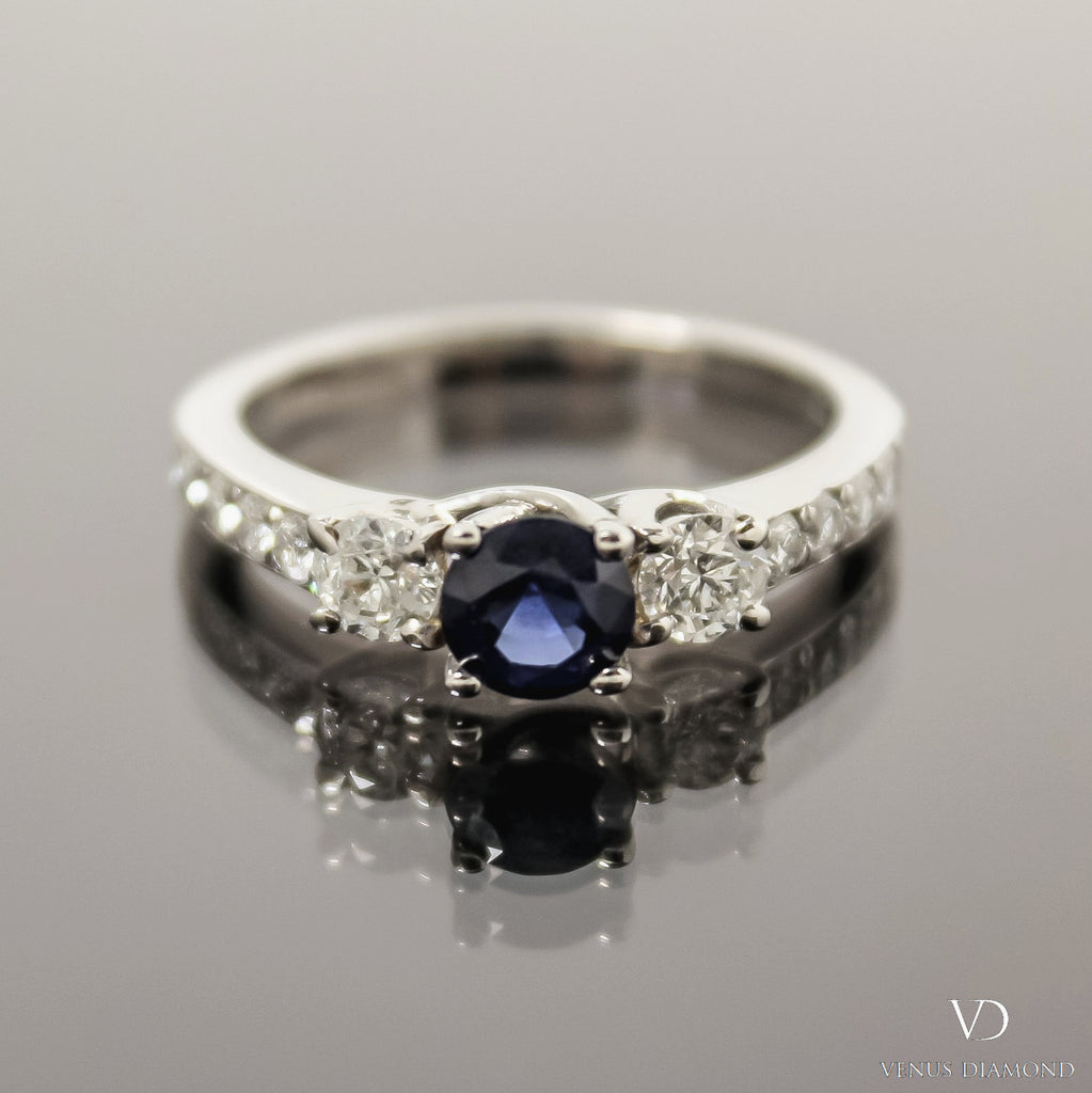 18k White Gold Diamond & Sapphire Ring