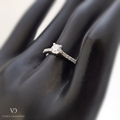 18k White Gold Engagement Ring with Diamond Shank